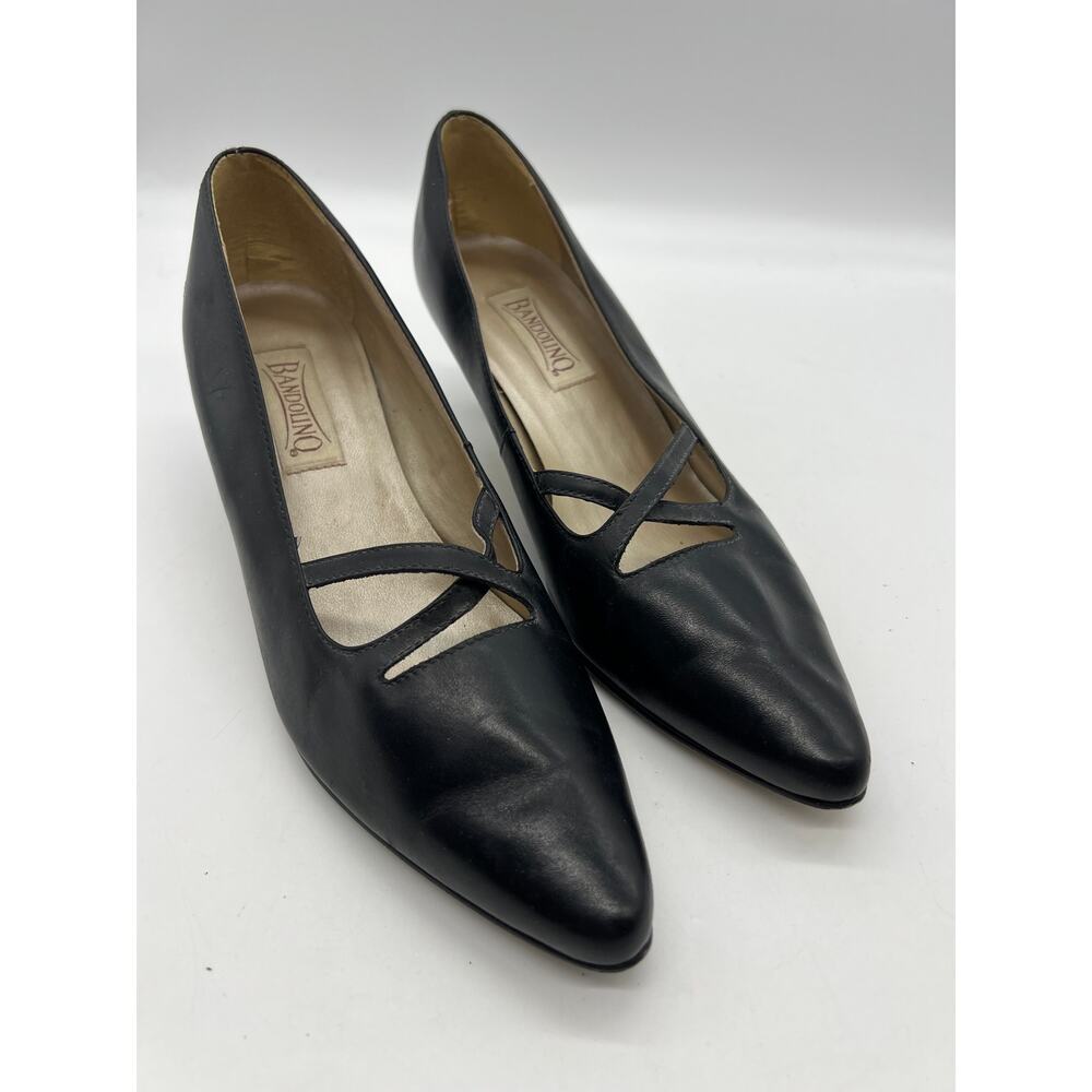 Bandolino Black Leather Pumps‎ 8M Cutout Strap Low Heel Brazil